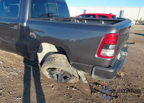 2020 Ram 1500 Big Horn 4X4 5'7 Box из США, поврежденный, VIN 1C6RRFFG2LN351429